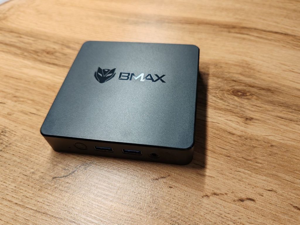 Обзор Mini Pc BMAX B1 Mini: компактное решение домашнего хранилища паролей.